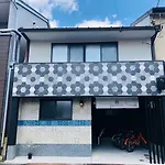 Expo Cottage Fune